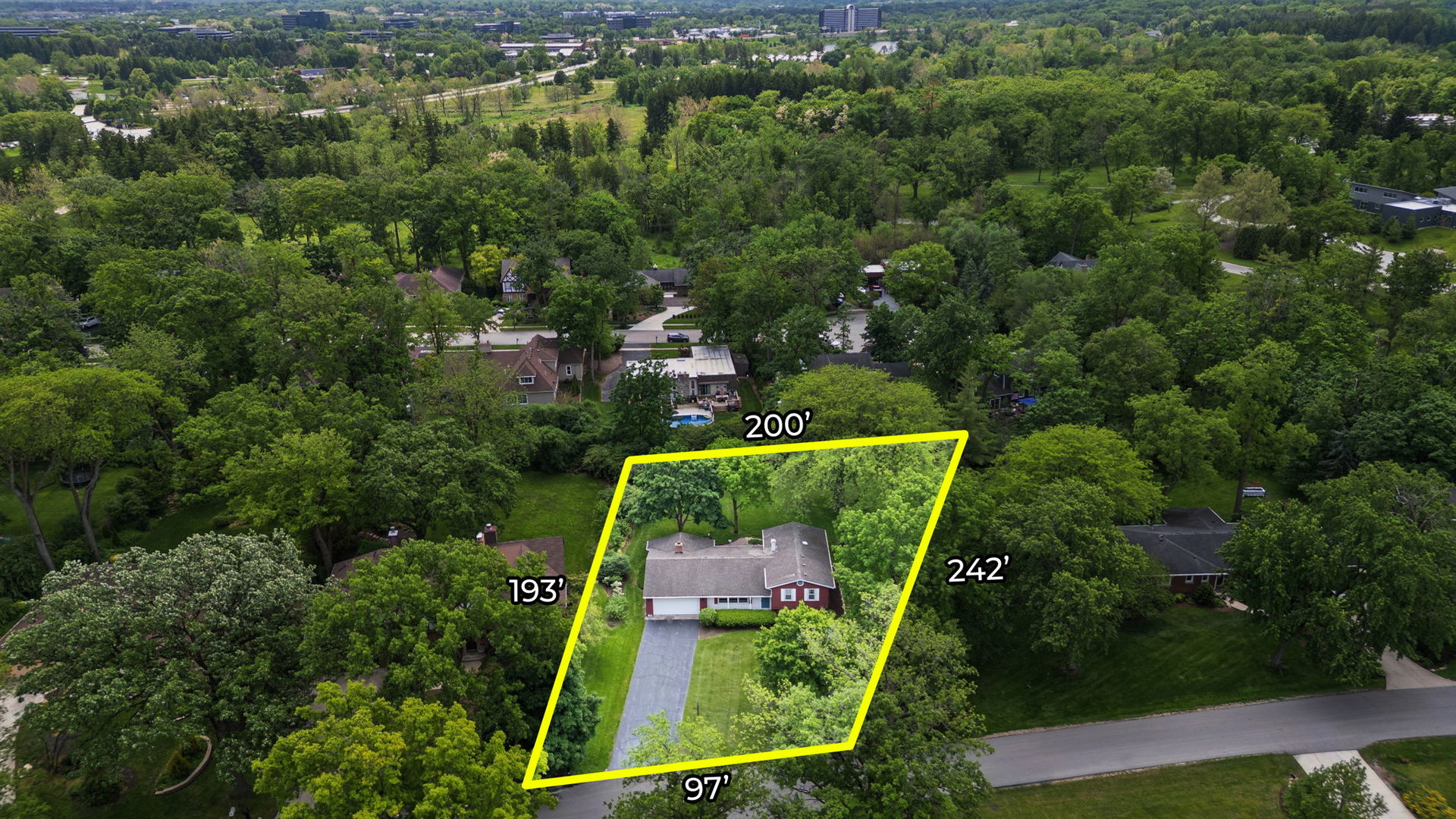 23W081 Red Oak Drive Glen Ellyn IL 60137