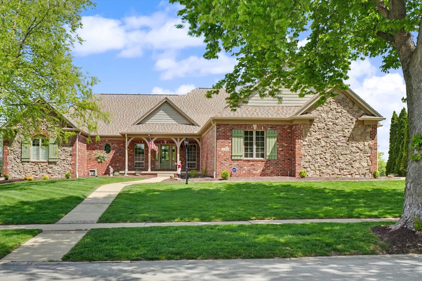 4106 Farhills Drive Champaign IL 61822