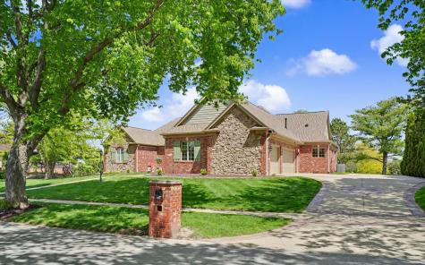 4106 Farhills Drive Champaign IL 61822