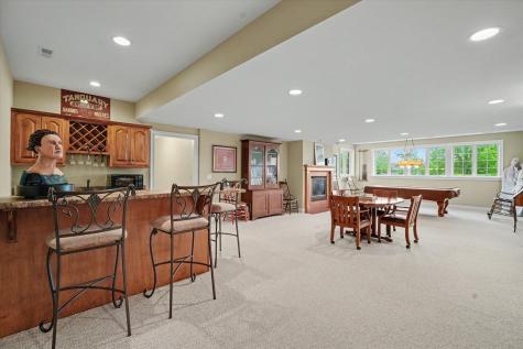 4106 Farhills Drive Champaign IL 61822