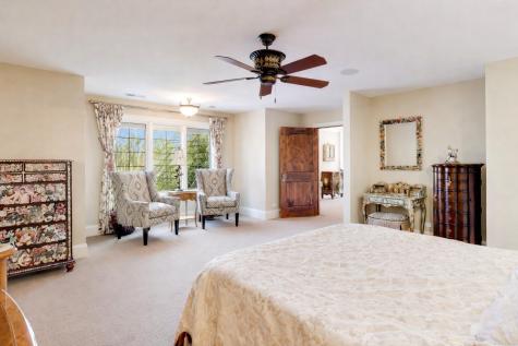 1420 West Longwood Drive Bull Valley IL 60098