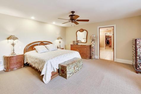 1420 West Longwood Drive Bull Valley IL 60098