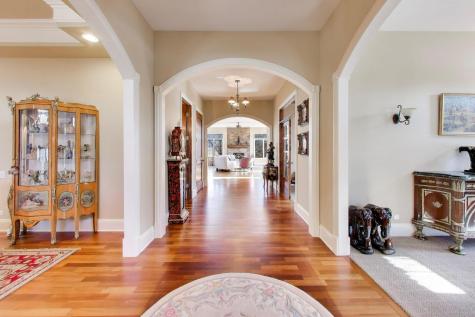 1420 West Longwood Drive Bull Valley IL 60098