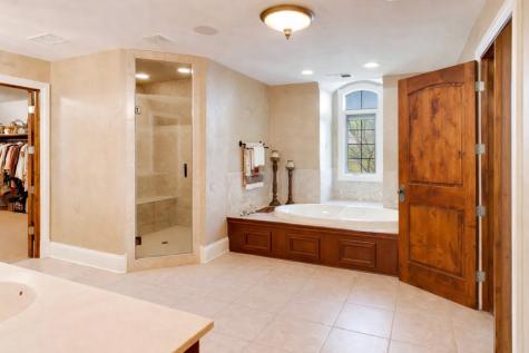 1420 West Longwood Drive Bull Valley IL 60098