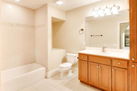 1420 West Longwood Drive Bull Valley IL 60098