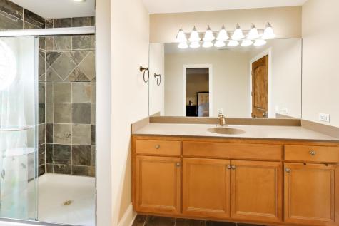 1420 West Longwood Drive Bull Valley IL 60098