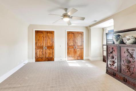1420 West Longwood Drive Bull Valley IL 60098