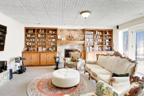 1420 West Longwood Drive Bull Valley IL 60098