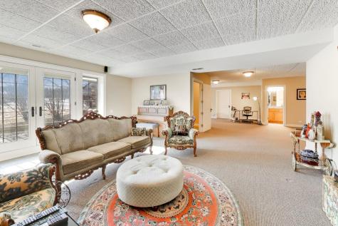 1420 West Longwood Drive Bull Valley IL 60098