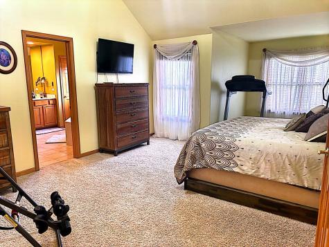 2484 Warwick Court Aurora IL 60503