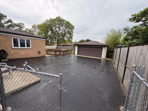 10809 Austin Avenue Chicago Ridge IL 60415