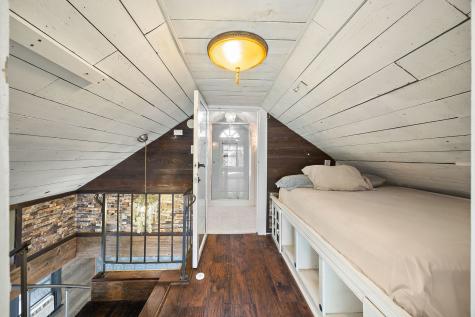 445 South Ellis Street Bensenville IL 60106