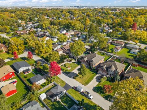 445 South Ellis Street Bensenville IL 60106