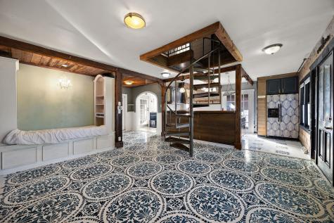 445 South Ellis Street Bensenville IL 60106