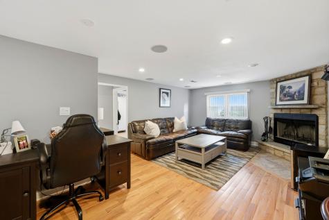 8549 Blue Ridge Avenue Hickory Hills IL 60457