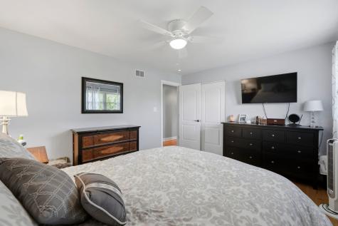 8549 Blue Ridge Avenue Hickory Hills IL 60457