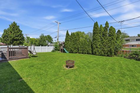 8549 Blue Ridge Avenue Hickory Hills IL 60457