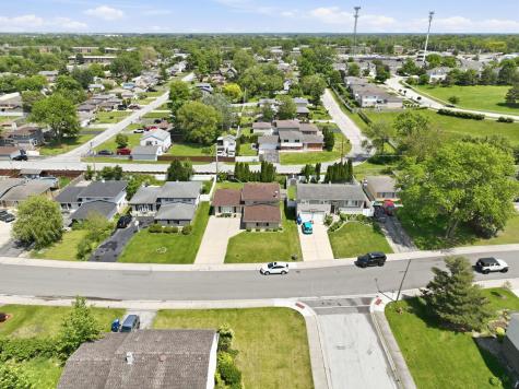 8549 Blue Ridge Avenue Hickory Hills IL 60457