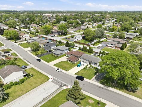 8549 Blue Ridge Avenue Hickory Hills IL 60457