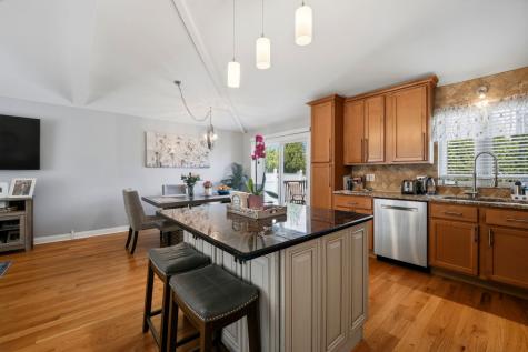 8549 Blue Ridge Avenue Hickory Hills IL 60457
