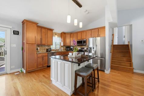 8549 Blue Ridge Avenue Hickory Hills IL 60457