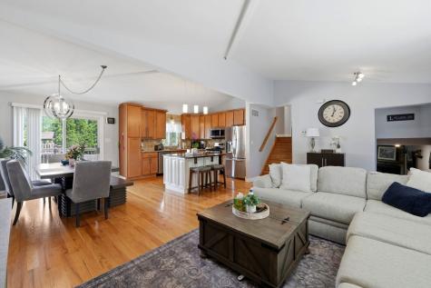 8549 Blue Ridge Avenue Hickory Hills IL 60457