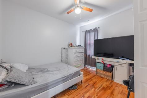 844 North Laramie Avenue Chicago IL 60651