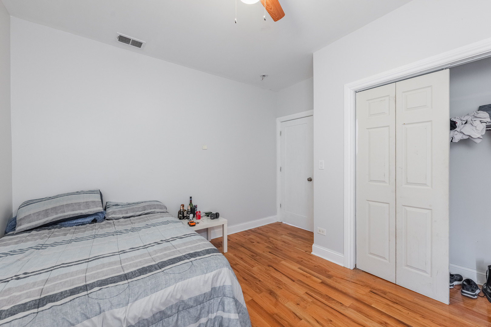 844 North Laramie Avenue Chicago IL 60651