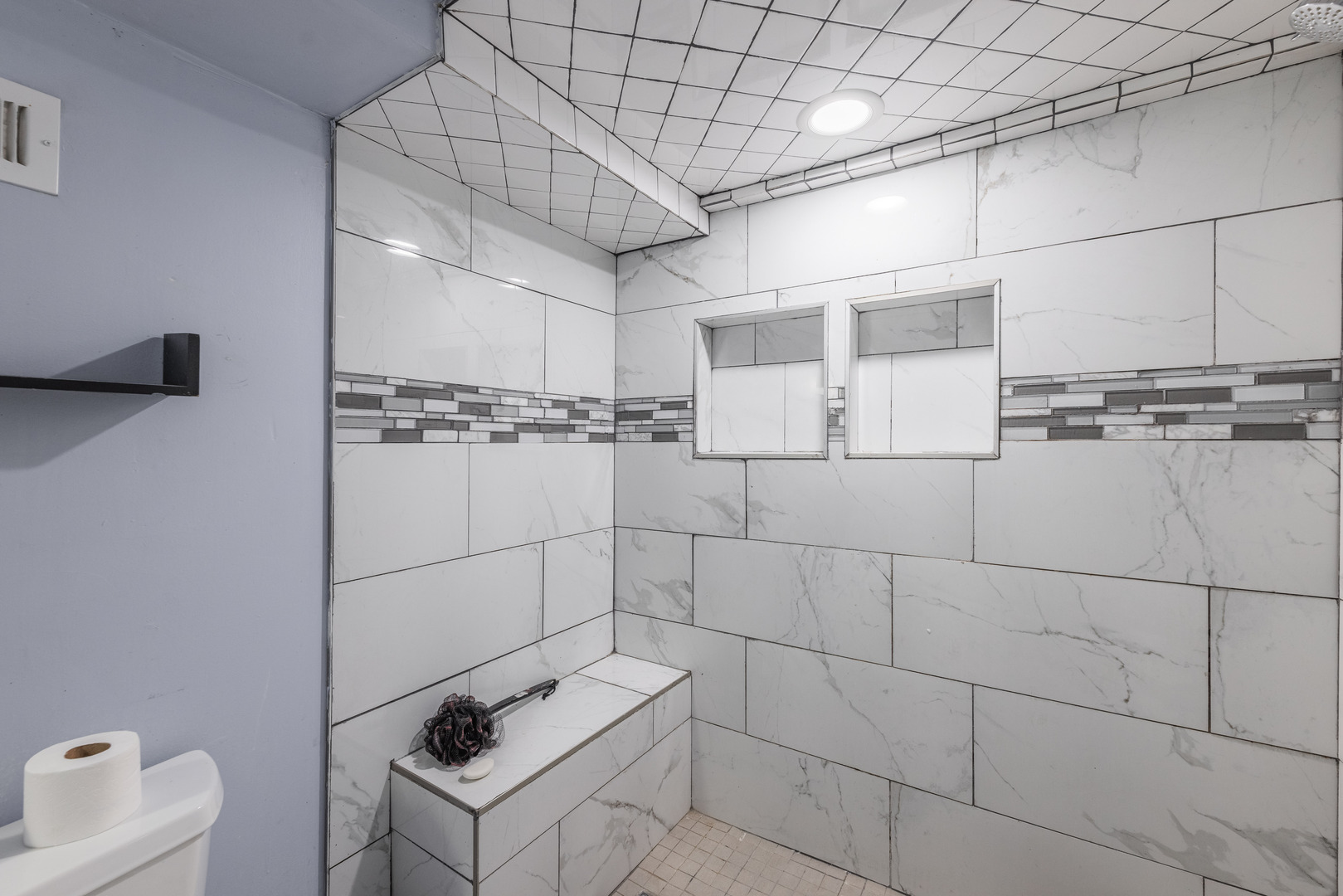 844 North Laramie Avenue Chicago IL 60651