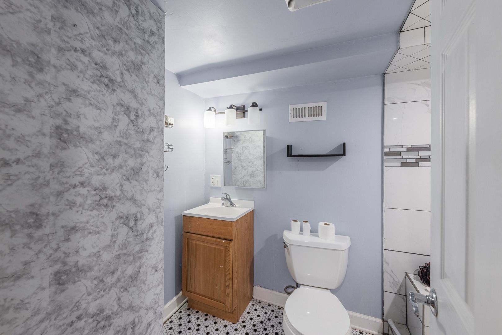 844 North Laramie Avenue Chicago IL 60651