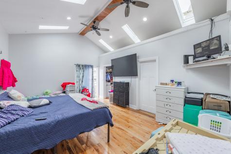 844 North Laramie Avenue Chicago IL 60651