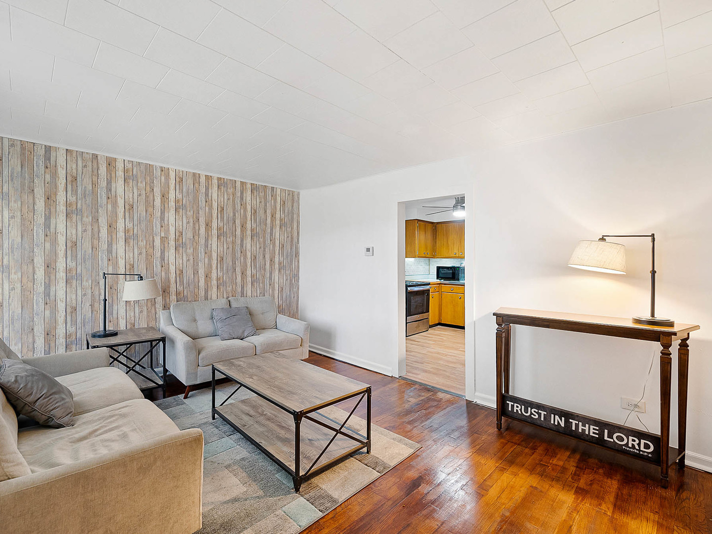 281 East North End Avenue Elmhurst IL 60126