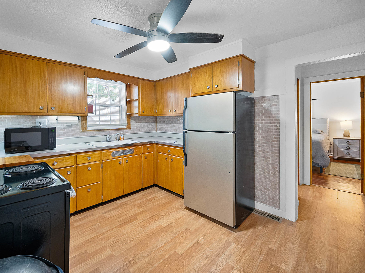 281 East North End Avenue Elmhurst IL 60126