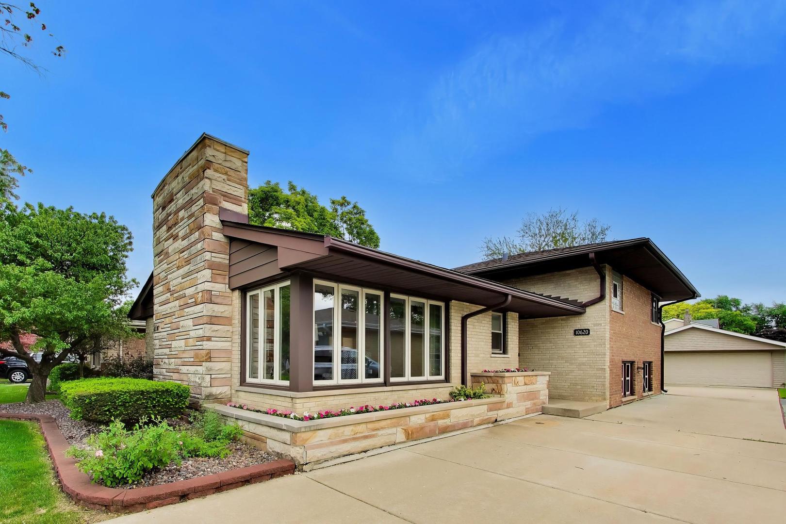 10620 Lockwood Avenue Oak Lawn IL 60453