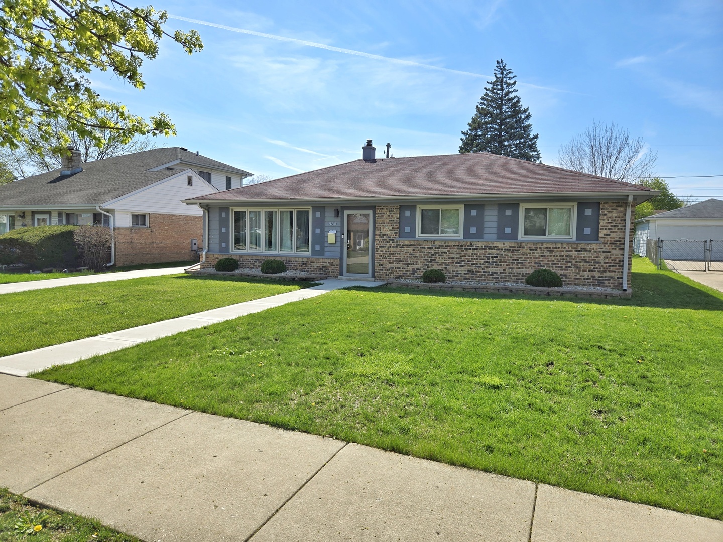 980 West Grant Drive Des Plaines IL 60016