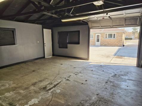 980 West Grant Drive Des Plaines IL 60016