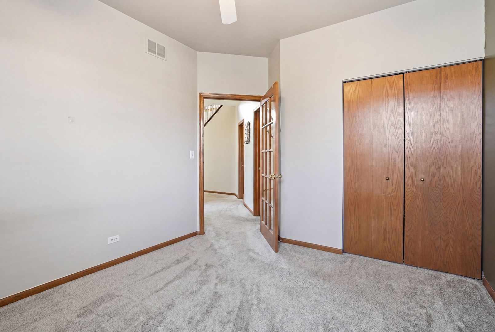 392 East 17th Place Lombard IL 60148