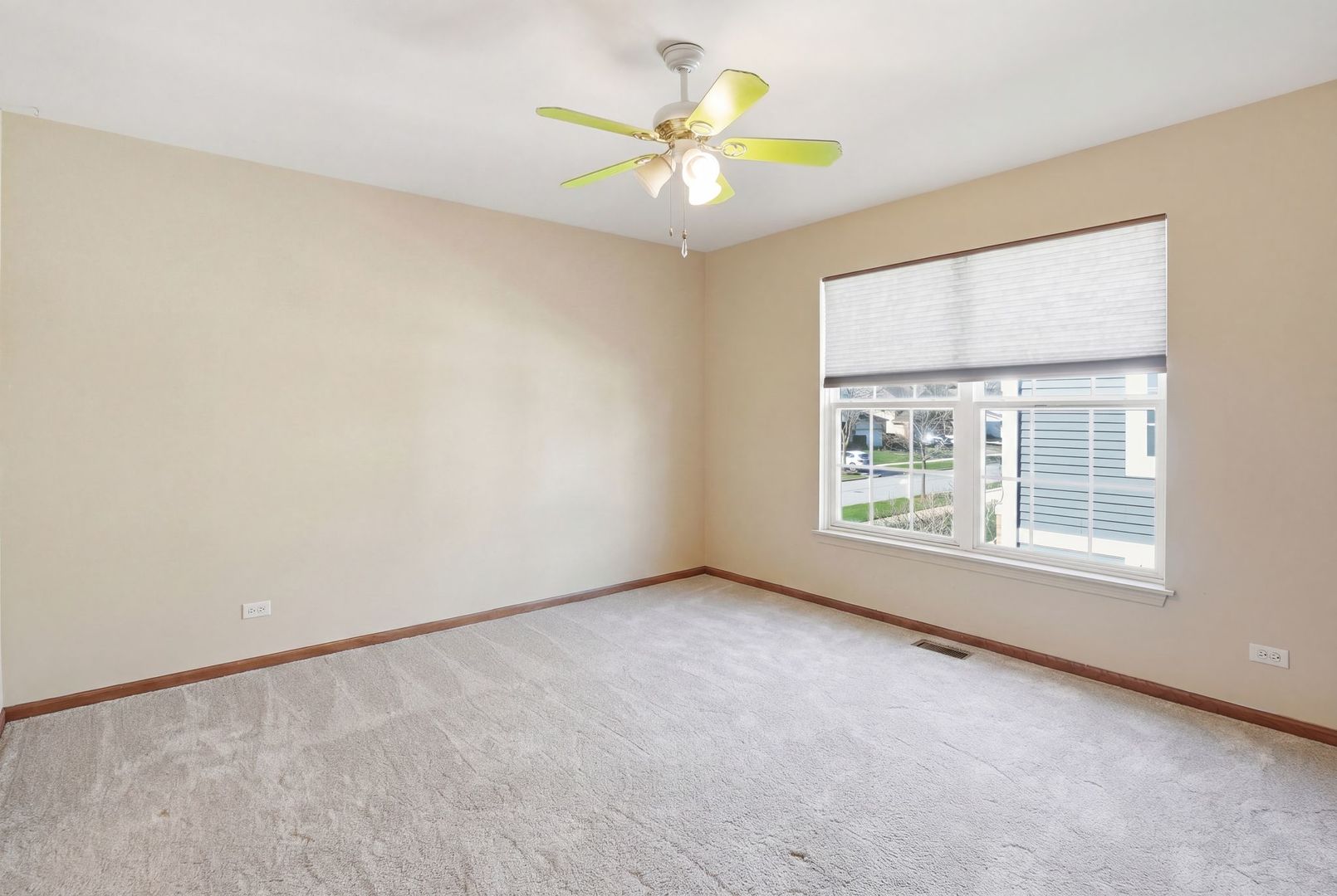 392 East 17th Place Lombard IL 60148