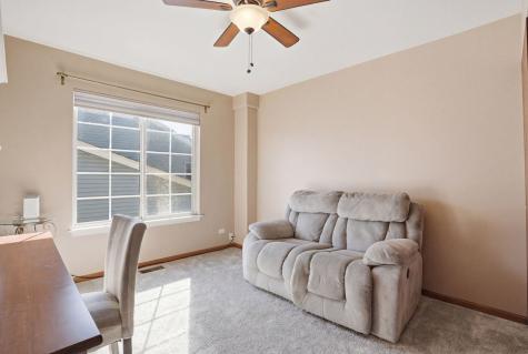 392 East 17th Place Lombard IL 60148