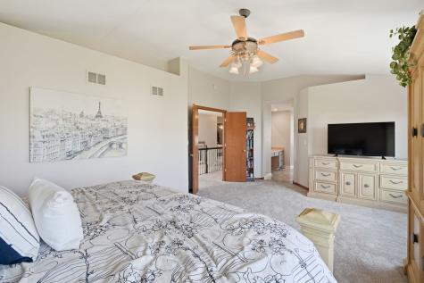 392 East 17th Place Lombard IL 60148