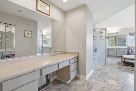 392 East 17th Place Lombard IL 60148