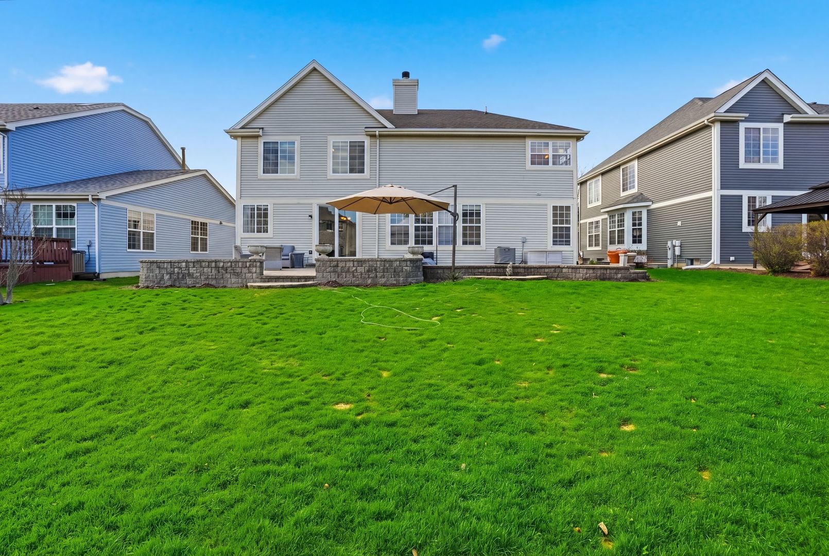 392 East 17th Place Lombard IL 60148
