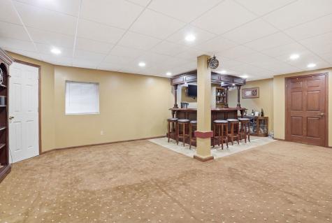 392 East 17th Place Lombard IL 60148