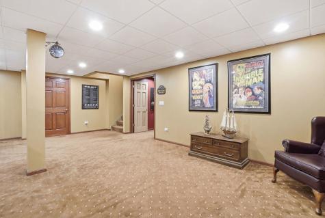 392 East 17th Place Lombard IL 60148