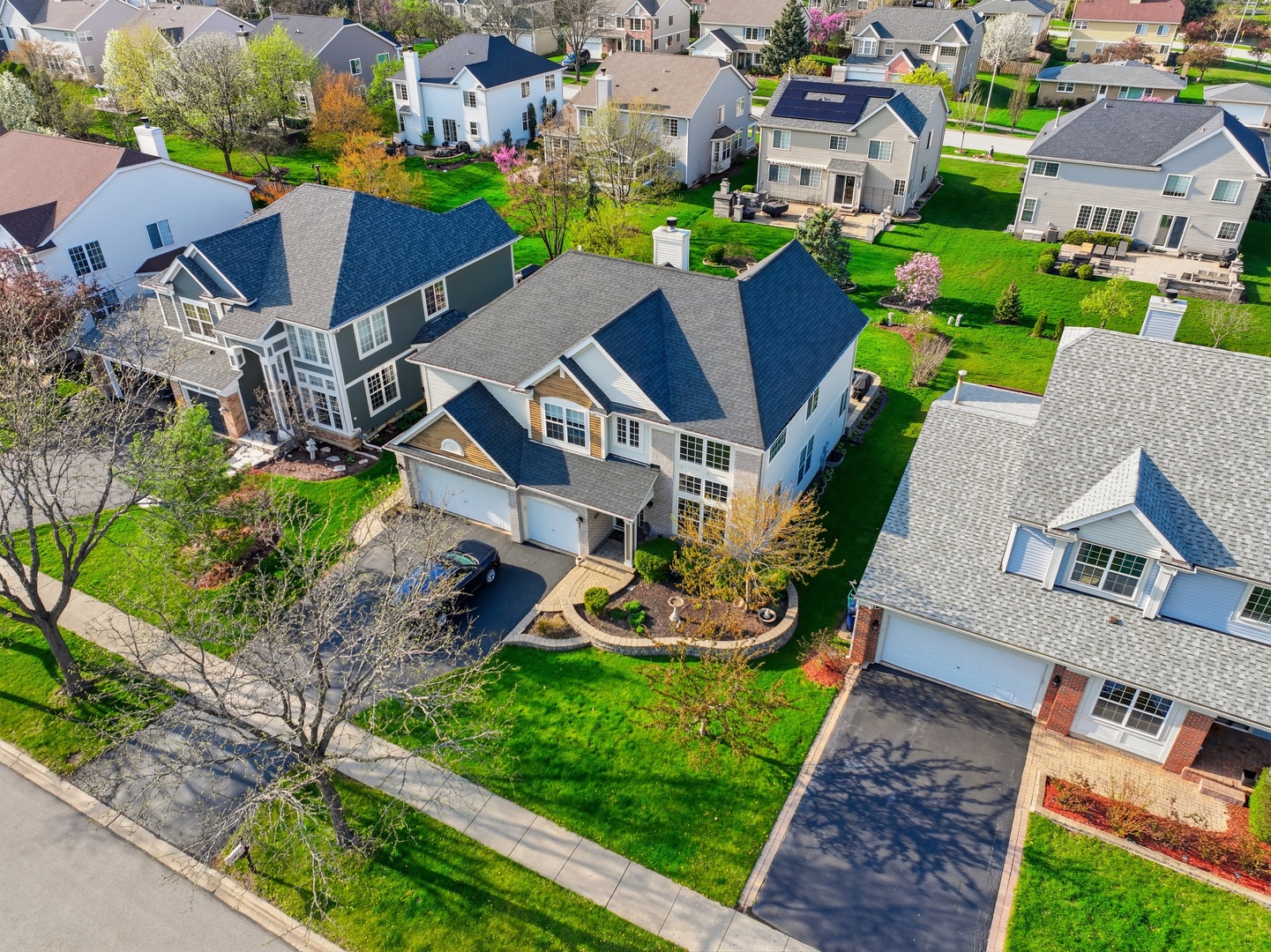 392 East 17th Place Lombard IL 60148