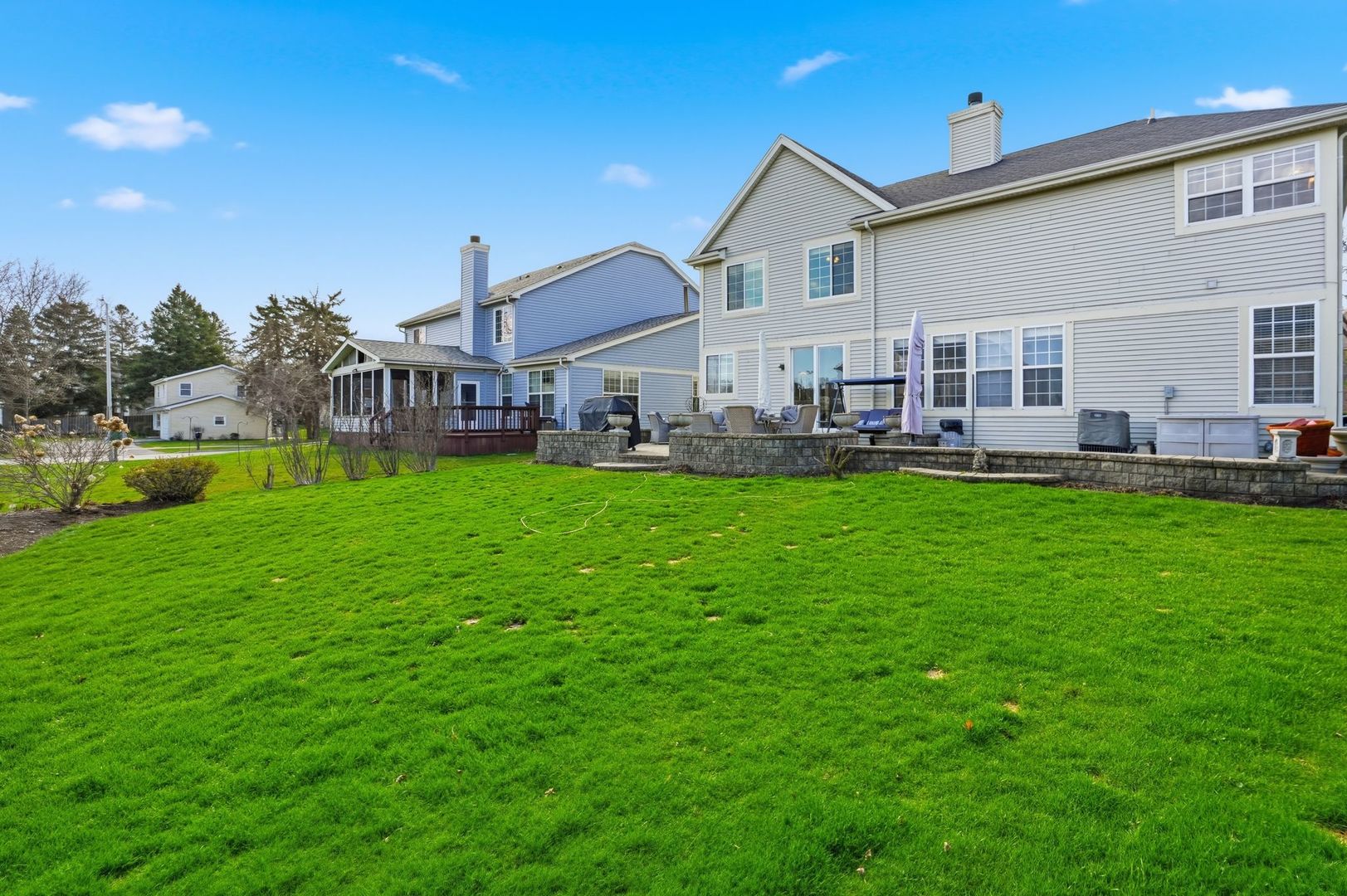 392 East 17th Place Lombard IL 60148