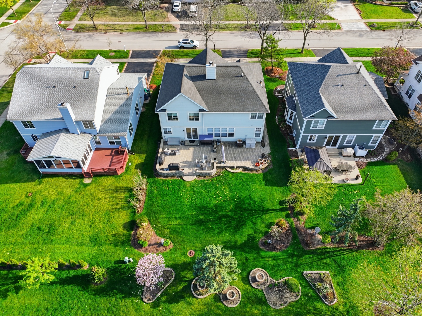 392 East 17th Place Lombard IL 60148
