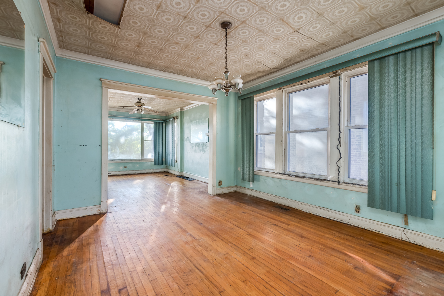 7206 South Lafayette Avenue Chicago IL 60621