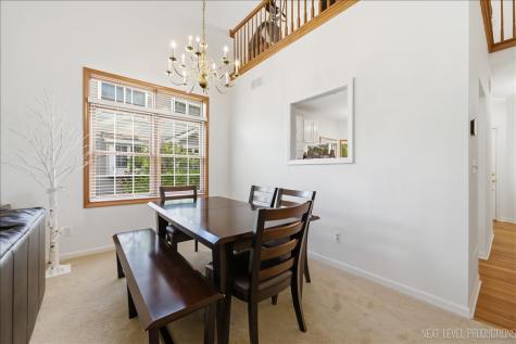 2012 Waverly Circle St. Charles IL 60174