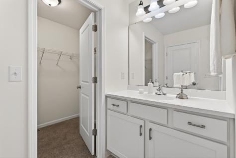 3764 Scarlet Oak Drive Rockford IL 61109